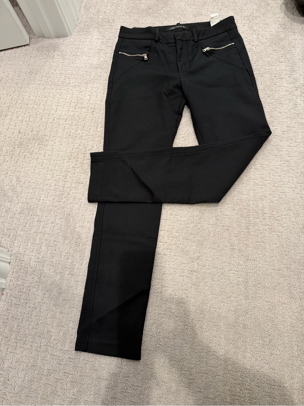 Zara Black Women’s Skinny Zip-Pocket Pants - size small